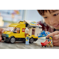 Конструктор LEGO City Фургон LEGO® 276 Деталей (60500)
