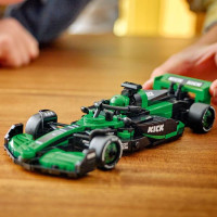 Конструктор LEGO Speed Champions Автомобіль для перегонів KICK Sauber F1 Team C44 259 деталей (77247)
