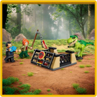 Конструктор LEGO® Jurassic World Вантажівка для перевезення молодого тиранозавра Іграшка (77978)