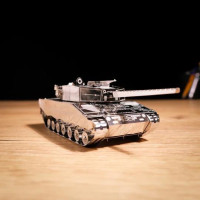 Колекційна модель-конструктор Metal Time Leopard 2 Tank Танк Леопард 2 (MT079)