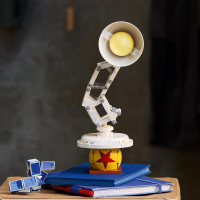 Конструктор LEGO® Ideas | Disney Pixar Luxo Jr. Конструктор моделі. (21357) Конструктор LEGO® Ideas | Disney Pixar Luxo Jr. Конструктор моделі. (21357)