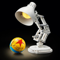 Конструктор LEGO® Ideas | Disney Pixar Luxo Jr. Конструктор моделі. (21357) Конструктор LEGO® Ideas | Disney Pixar Luxo Jr. Конструктор моделі. (21357)