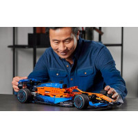 Конструктор LEGO Techniс Гоночний автомобіль McLaren Formula 1 1434 деталі (42141) Конструктор LEGO Techniс Гоночний автомобіль McLaren Formula 1 1434 деталі (42141)