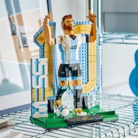 Конструктор LEGO® Editions Ліонель Мессі — легенда футболу, 958 деталей (43015)