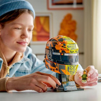 Конструктор LEGO® Editions Шлем Ландо Норриса з команди McLaren, 793 деталі (43023)