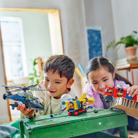 Конструктор LEGO City Ремікс вертольотів, пожежних машин і підводних човнів 874 деталі (60462)