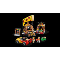 Конструктор LEGO® City Доставка піци з різними транспортними засобами 494 деталі (60496)