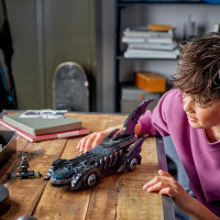 Конструктор LEGO Super Heroes Бетмен назавжди Бетмобіль 909 деталей (76304)