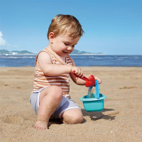 Набір для пісочниці Hape відерце з лопаткою (E4089) Набір для пісочниці Hape відерце з лопаткою (E4089)