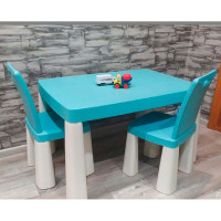 Ігровий набір DOLONI Cтіл та 2 стільця 04680/7