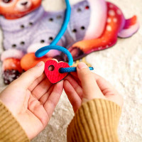 Шнурівка UBEE Оленятко з дерева ПСД278