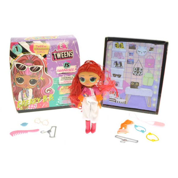 Лялька Tweens руда з аксесуарами EY2431 Лялька Tweens руда з аксесуарами EY2431