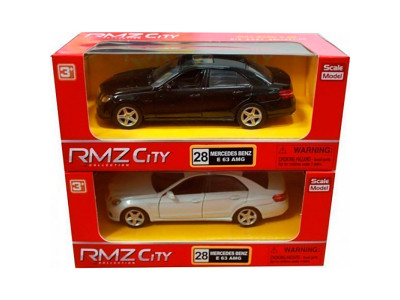 Машинка MERCEDES BENZ E63 554949 Машинка MERCEDES BENZ E63 554949