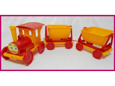 Поїзд-конструктор із 2 причепами 0137842 Поїзд-конструктор із 2 причепами 0137842