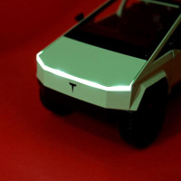 Машинка Автопром Tesla pickup truck 1:24 зі світлом і звуком AP7726_Black Машинка Автопром Tesla pickup truck 1:24 зі світлом і звуком AP7726_Black