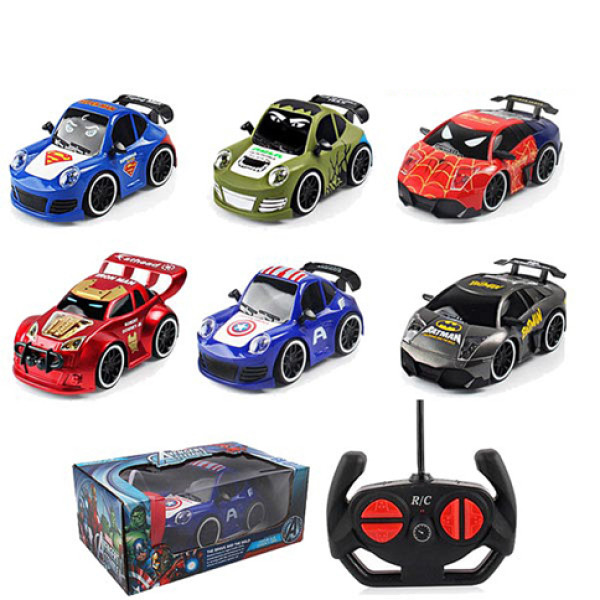 Радіокерована легкова машина "Супергерої" зі світловими ефектами ZR2063 Радіокерована легкова машина "Супергерої" зі світловими ефектами ZR2063