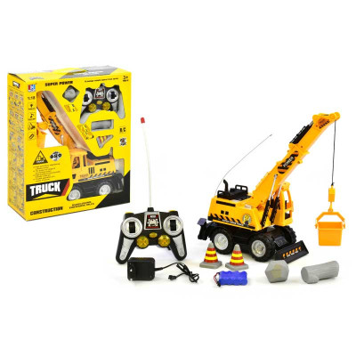 Трактор із краном на радіокеруванні 689-17