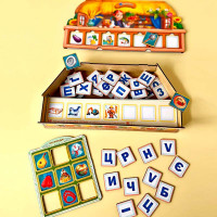 Розвиваюча дерев'яна гра UBEE "Ребус" з дерева ПСД209