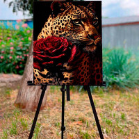 Картина за номерами Хижий красень з трояндою Strateg на чорному фоні 40х50 AH1106