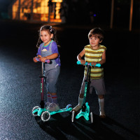 Самокат MICRO складний серії Mini Deluxe Foldable Orion Glow LED – Синій Самокат MICRO складний серії Mini Deluxe Foldable Orion Glow LED – Синій