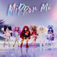 Лялька Mirror Mi — Юкі Голдпетал Лялька Mirror Mi — Юкі Голдпетал