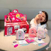 Колекційна сумка-сюрприз Hello Kitty – Приємні дрібнички