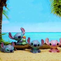 Дисплей іграшок-сквіш серії Disney – Пригоди Стіча (8 шт.)