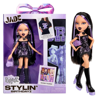 Ігровий набір з лялькою Bratz серії Stylin' Birthday — Джейд Ігровий набір з лялькою Bratz серії Stylin' Birthday — Джейд