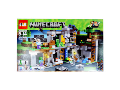 Конструктор Minecraft Пригоди в шахті 734 елементи GC050807