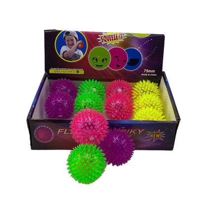 Мячик з шипами зі світлом (12) А145