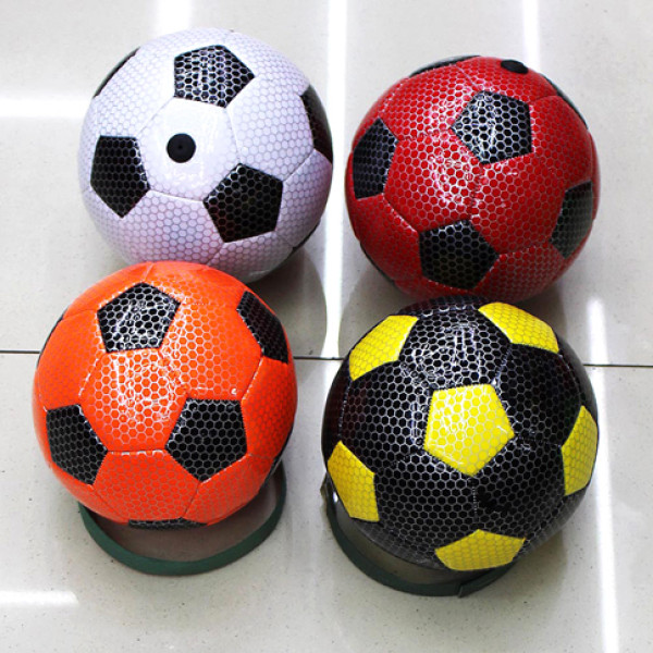 М'яч футбольний PVC 100г BT-FB-0210 М'яч футбольний PVC 100г BT-FB-0210