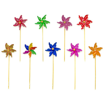 Вітрячок на дерев.паличці 2025-7 Вітрячок на дерев.паличці 2025-7