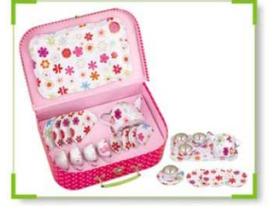 Посуд порцеляновий у валізі S050