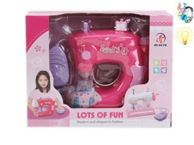 Швейна машина рожева 723