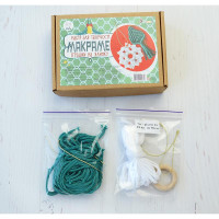Набір для творчості Макраме "Іграшки на ялинку" М-005 Набір для творчості Макраме "Іграшки на ялинку" М-005