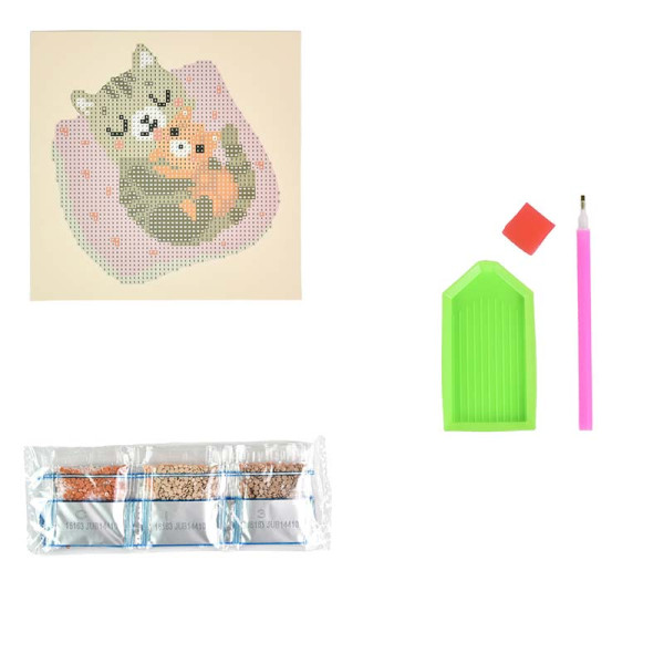 Алмазна картина Кішка з кошеням Strateg 18х18 см JUB14410 Алмазна картина Кішка з кошеням Strateg 18х18 см JUB14410